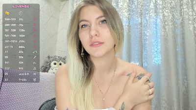 LindyBarthe live cam on Cam4