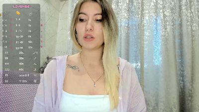 LindyBarthe live cam on Cam4