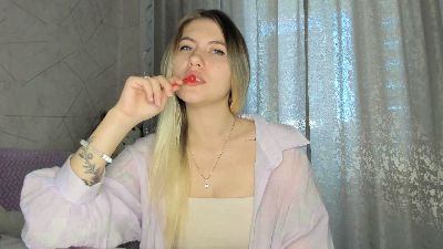 LindyBarthe live cam on Cam4