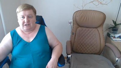 Lindy_Jeanie live cam on Cam4