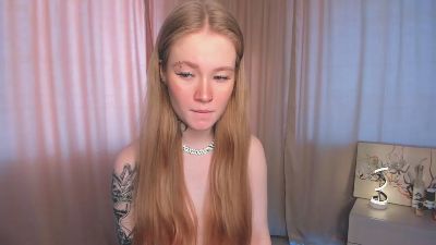 LinhMadeiros live cam on Cam4