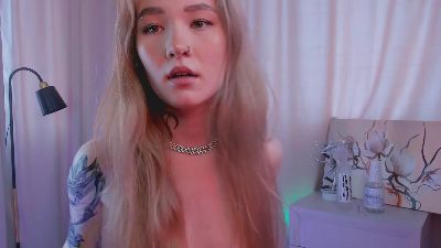 LinhMadeiros live cam on Cam4