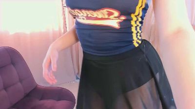 LinhMadeiros live cam on Cam4