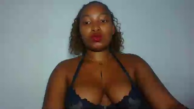 Linne live cam on Cam4