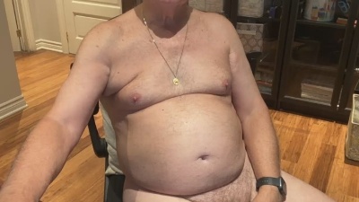 Lion3880 live cam on Cam4