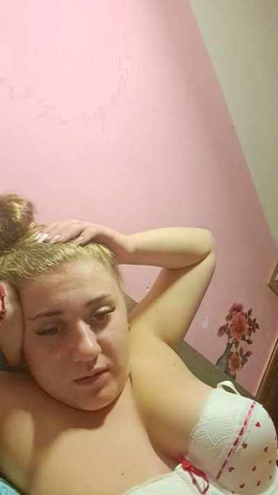 Lipshoney live cam on Cam4