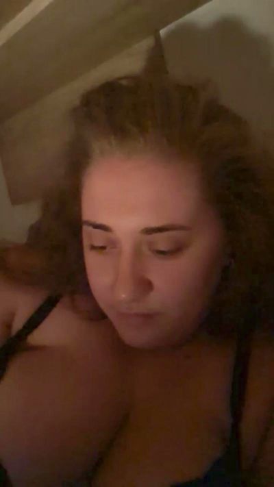 Lipshoney live cam on Cam4