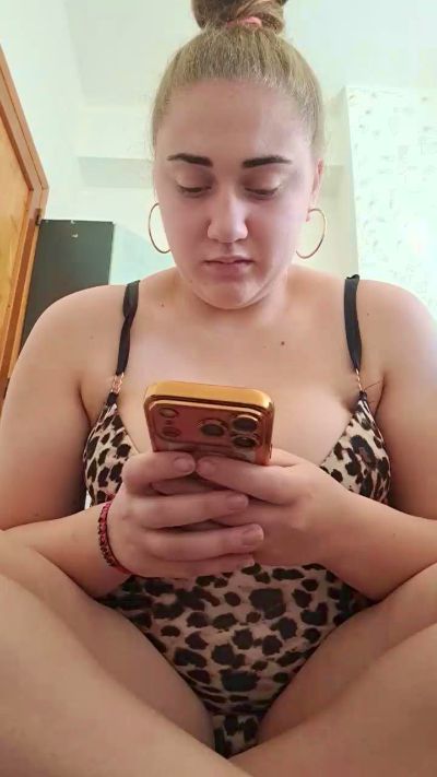 Lipshoney live cam on Cam4