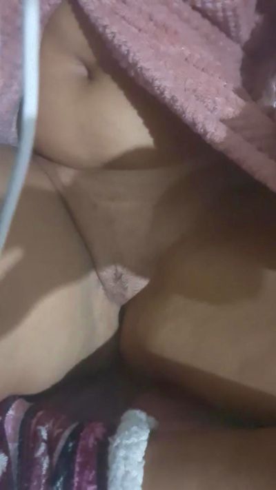 LirioBr live cam on Cam4
