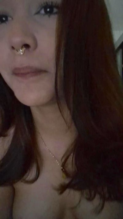 Lis_Vi live cam on Cam4