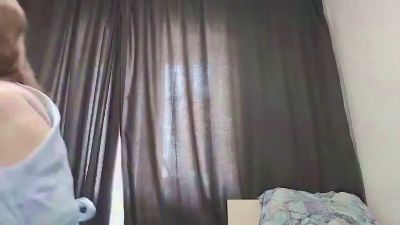 LisaBrackley live cam on Cam4