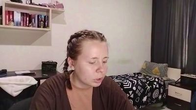 LisaBrackley live cam on Cam4