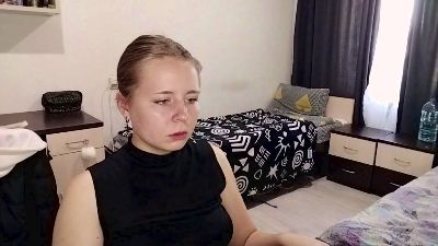 LisaBrackley live cam on Cam4