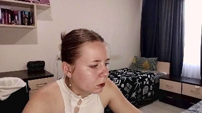 LisaBrackley live cam on Cam4