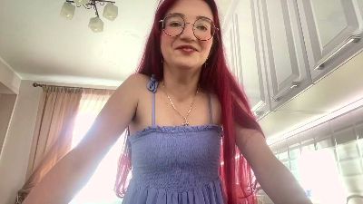 LisaBrackley live cam on Cam4