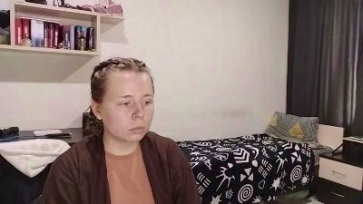LisaBrackley live cam on Cam4