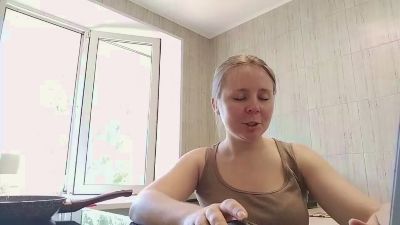 LisaBrackley live cam on Cam4