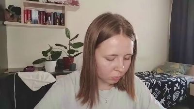 LisaBrackley live cam on Cam4