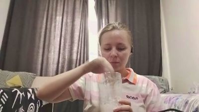 LisaBrackley live cam on Cam4