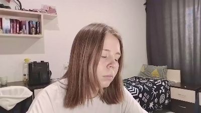 LisaBrackley live cam on Cam4