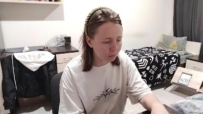 LisaBrackley live cam on Cam4