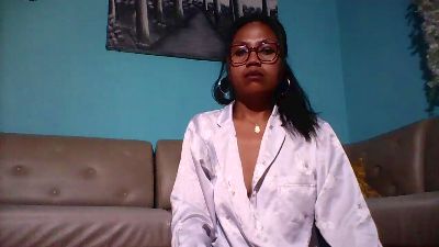 Lisahsexyhot live cam on Cam4