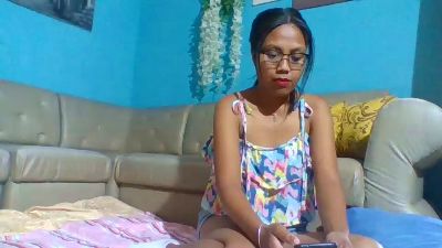 Lisahsexyhot live cam on Cam4
