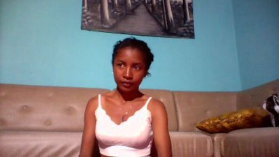 Lisahsexyhot live cam on Cam4