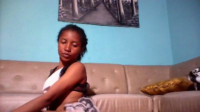 Lisahsexyhot live cam on Cam4