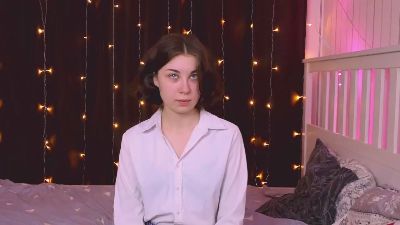 LisbethMcleon live cam on Cam4