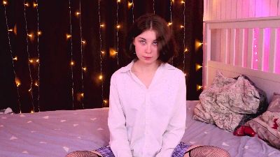 LisbethMcleon live cam on Cam4