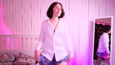 LisbethMcleon live cam on Cam4