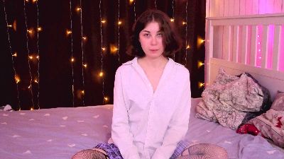 LisbethMcleon live cam on Cam4