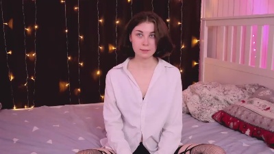 LisbethMcleon live cam on Cam4