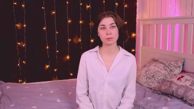 LisbethMcleon live cam on Cam4