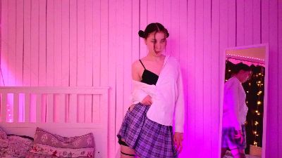 LisbethMcleon live cam on Cam4
