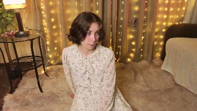 LisbethMcleon live cam on Cam4