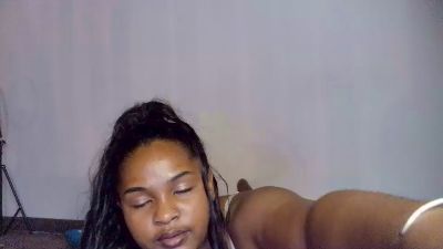 Lisha01 live cam on Cam4
