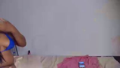 Lisha01 live cam on Cam4