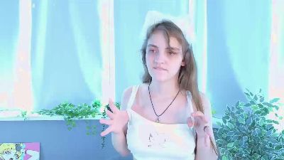 LishaHagan live cam on Cam4