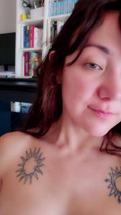 LissaBoob live cam on Cam4