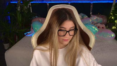 Lissaa_Moon live cam on Cam4