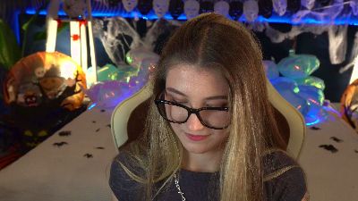 Lissaa_Moon live cam on Cam4