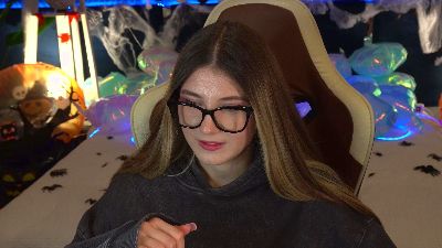 Lissaa_Moon live cam on Cam4