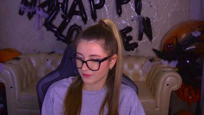 Lissaa_Moon live cam on Cam4