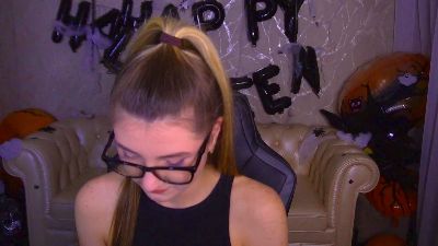 Lissaa_Moon live cam on Cam4