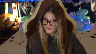 Lissaa_Moon live cam on Cam4