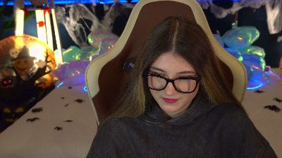 Lissaa_Moon live cam on Cam4