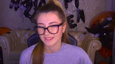 Lissaa_Moon live cam on Cam4