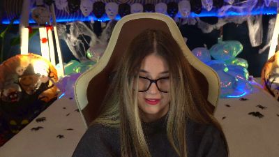 Lissaa_Moon live cam on Cam4